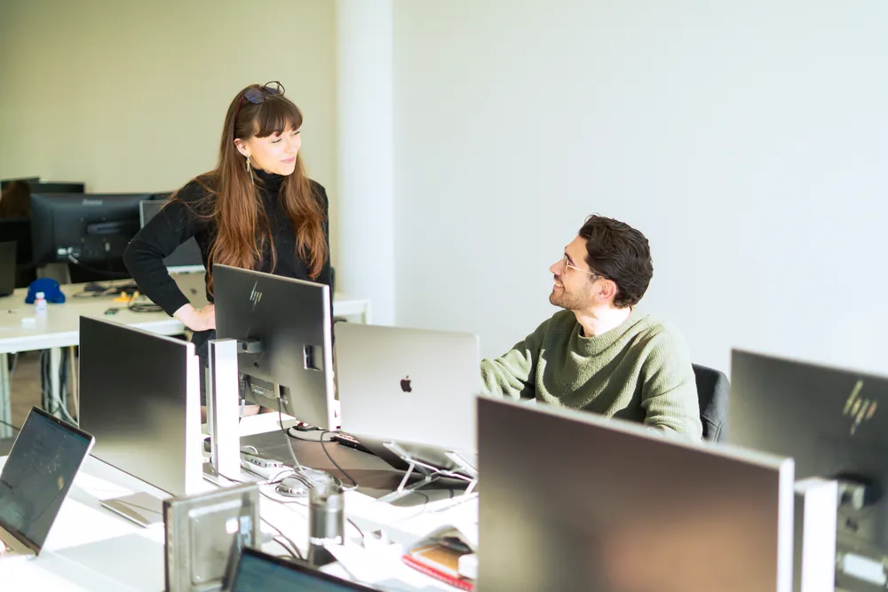 L'équipe Brainlab dans ses bureaux à Nice